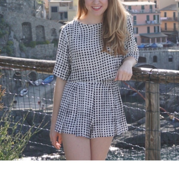 Minkpink Gingham Matching Set - Picture 2 of 5